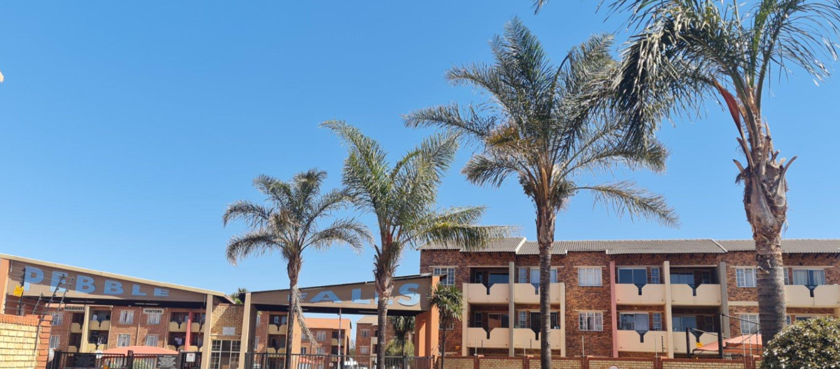 Secure Lock-Up-and-Go Unit for Sale in Pebble Falls