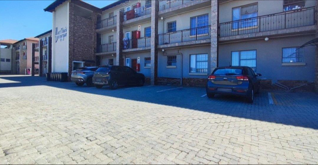 Lock up and go unit for sale in Marthaβs Vineyard