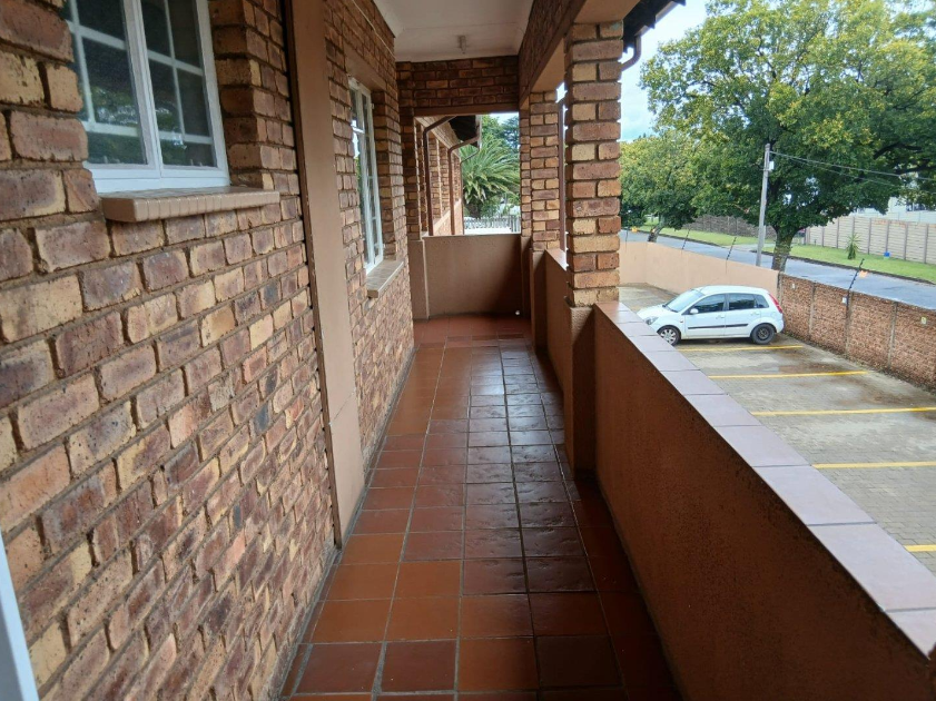 Spacious 2 Bedroom Apartment with Balcony in Secure, Low-Maintenance Complex