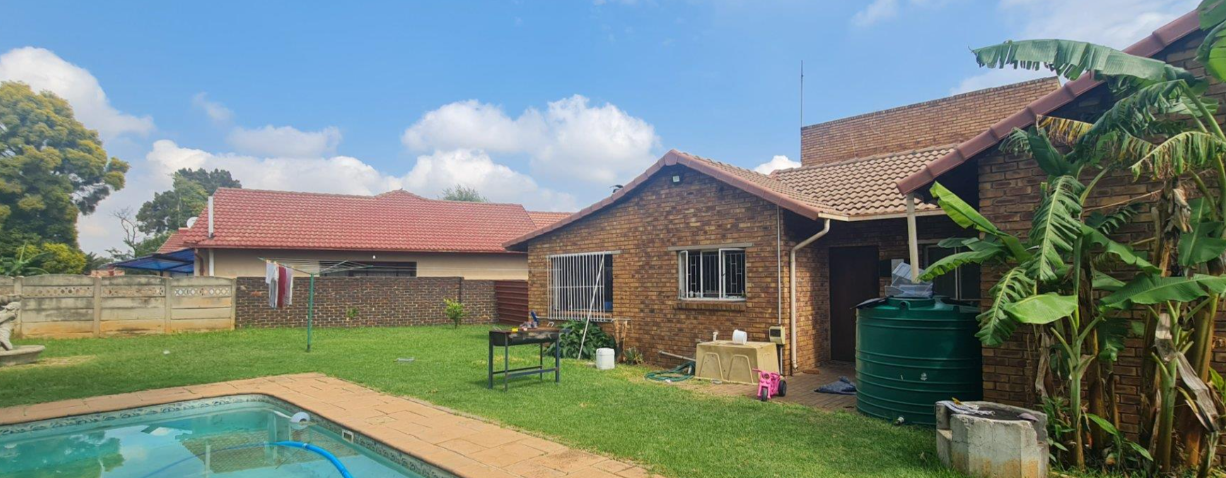 Spacious Family Home with Flatlet for sale.